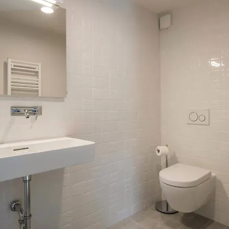 In With Jacuzzi Apartment
